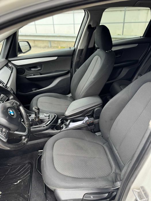 BMW 218d active tourer