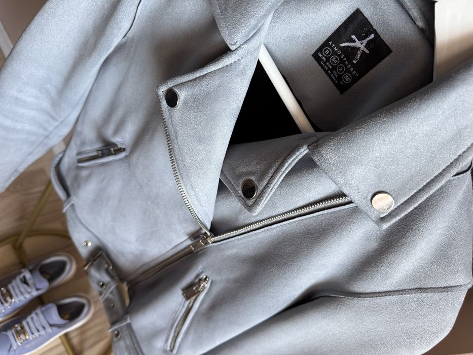 Велурено яке в страхотен син цвят