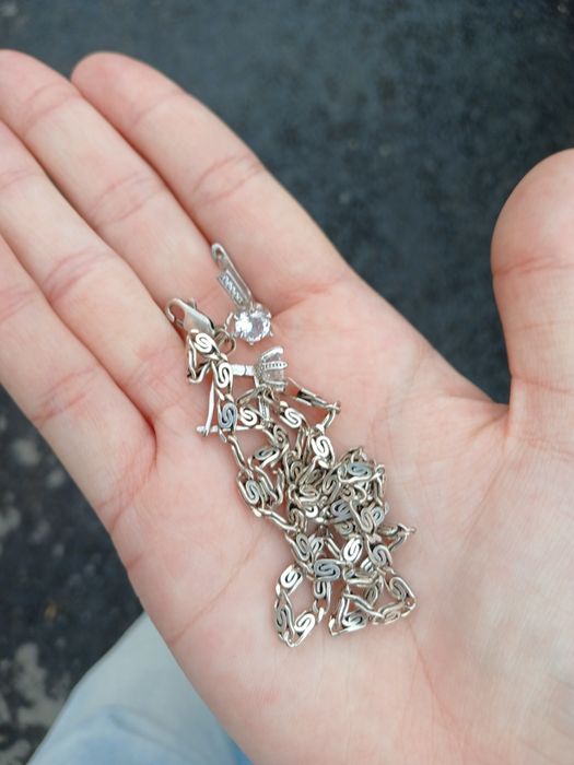 Продам цепочку,браслет, серьги,часы
