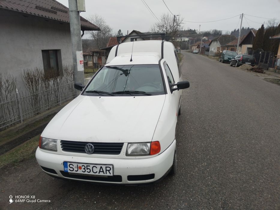 Vând Volkswagen Caddy