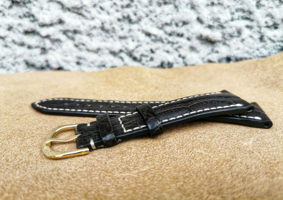 Curea ceas 20mm ,lucrata manual din piele de aligator