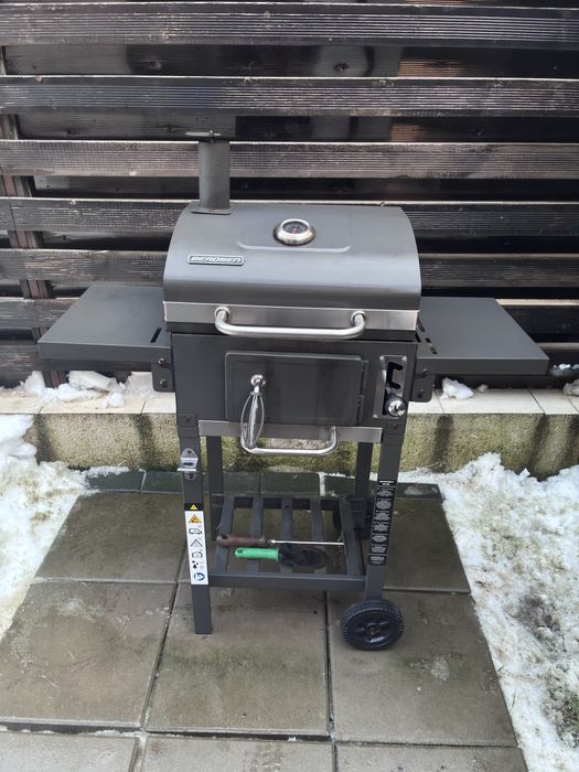 Gratar pe carbuni Berdsen