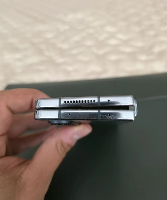 Samsung Galaxy Z Fold 4 256GB / 12GB RAM | Dual Sim