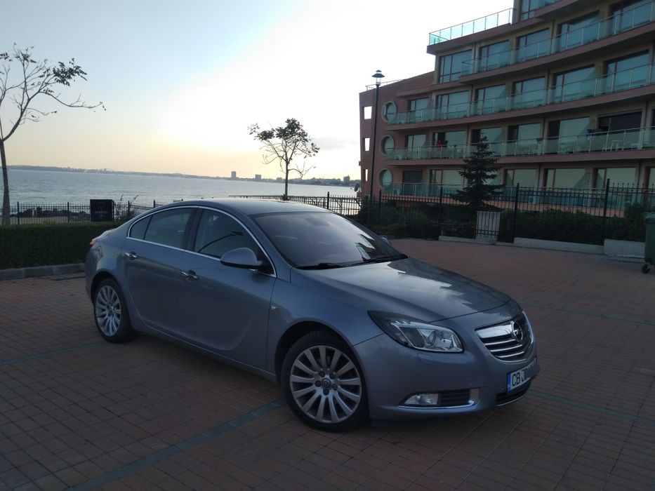 Opel Insignia  Седан