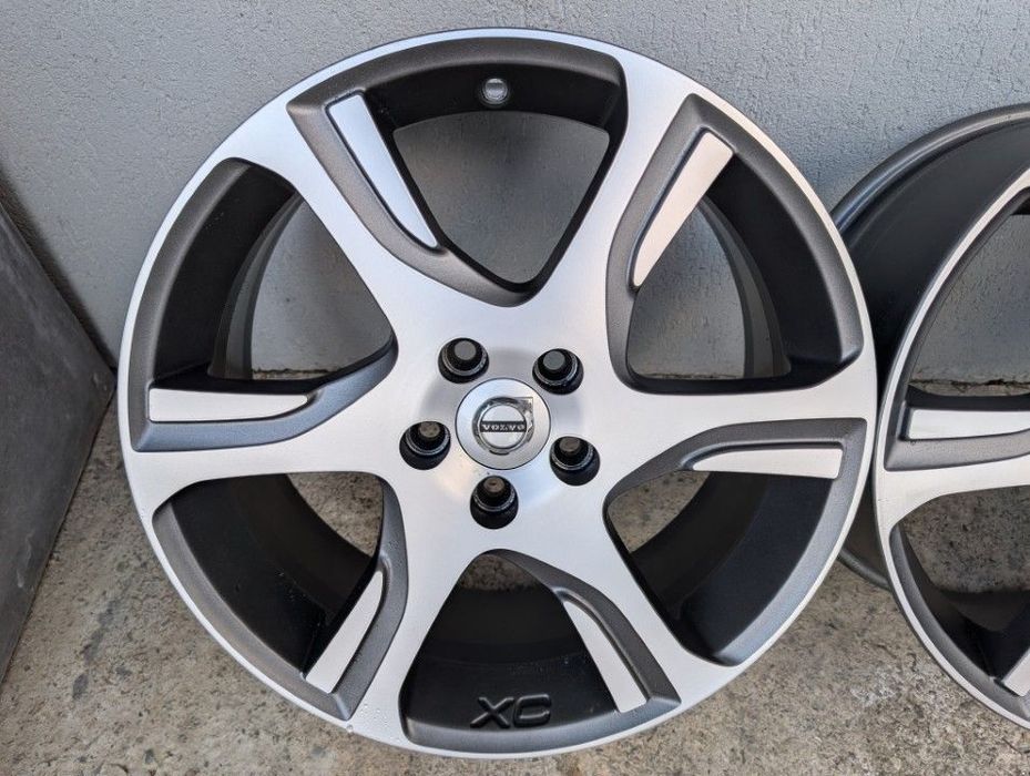 Jante ZEPHYRUS 18" 5x108 Volvo XC60 XC70 XC40 S60 S80 V60 V70 31280139