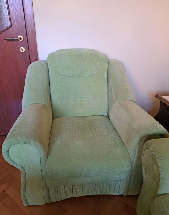 Set canapea 3 locuri+2 fotolii  + canapea 2 locuri