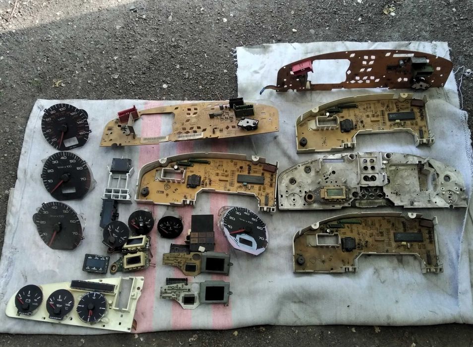 щиток приборов на ауди100 с4