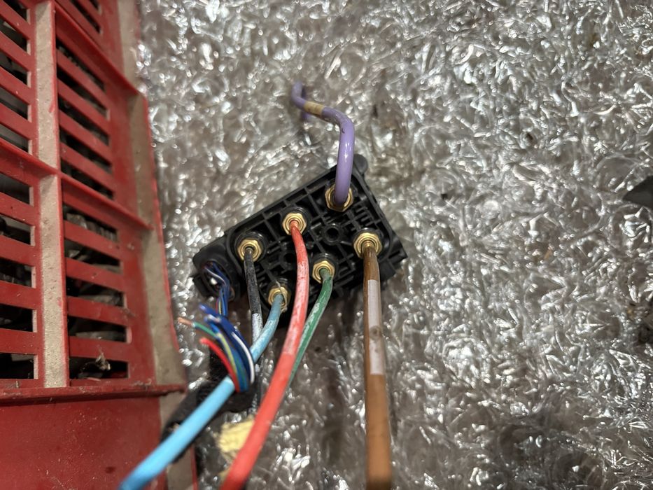 Audi a7 4g 3.0tdi 4x4 Разпределител Въздушно Окачване