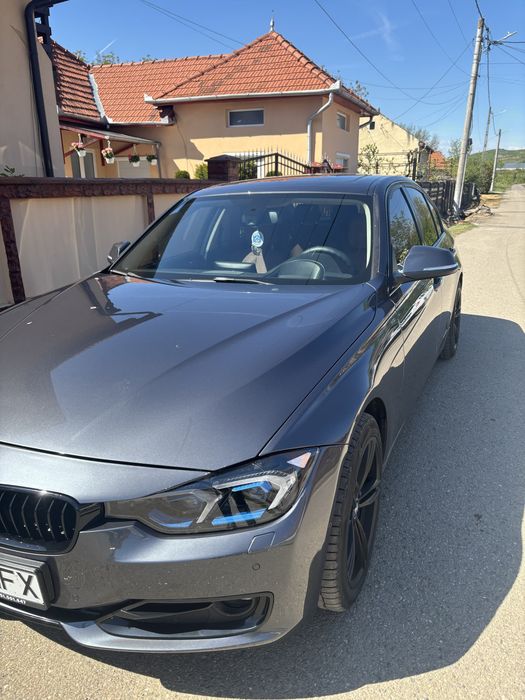 BMW F30 328i 2.0 Benzină, 245CP LUXURY EDITION
