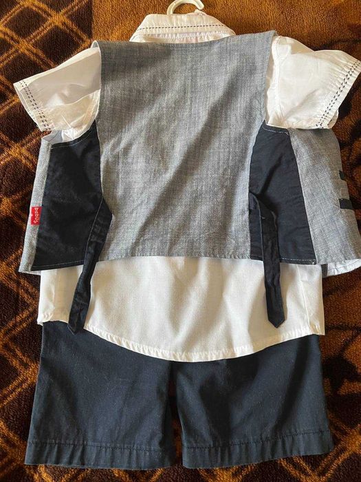 Продам Костюм Тройка для Мальчика