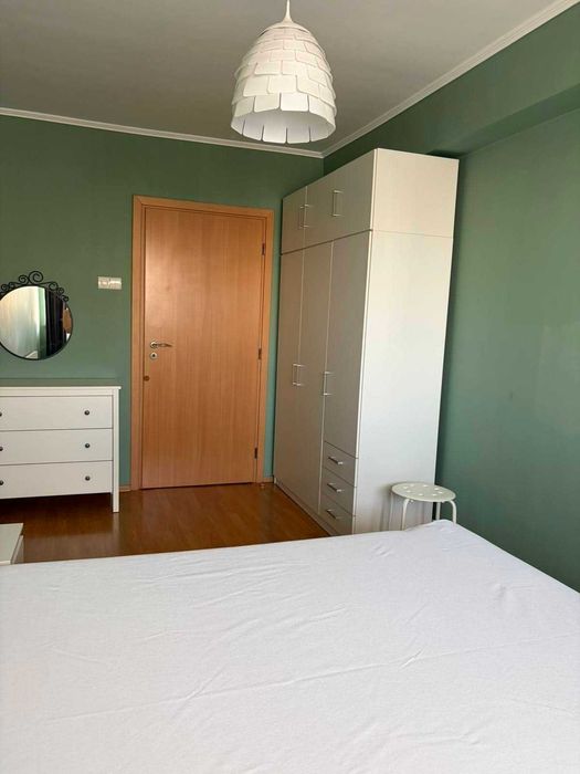 Inchiriez apartament
