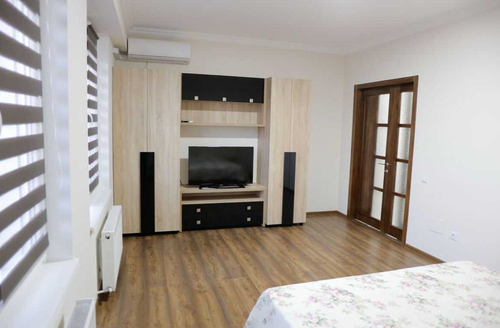 Дава се под наем Двустаен апартамент в София, Редута - 64 кв.м за 350 € - Снимка #2