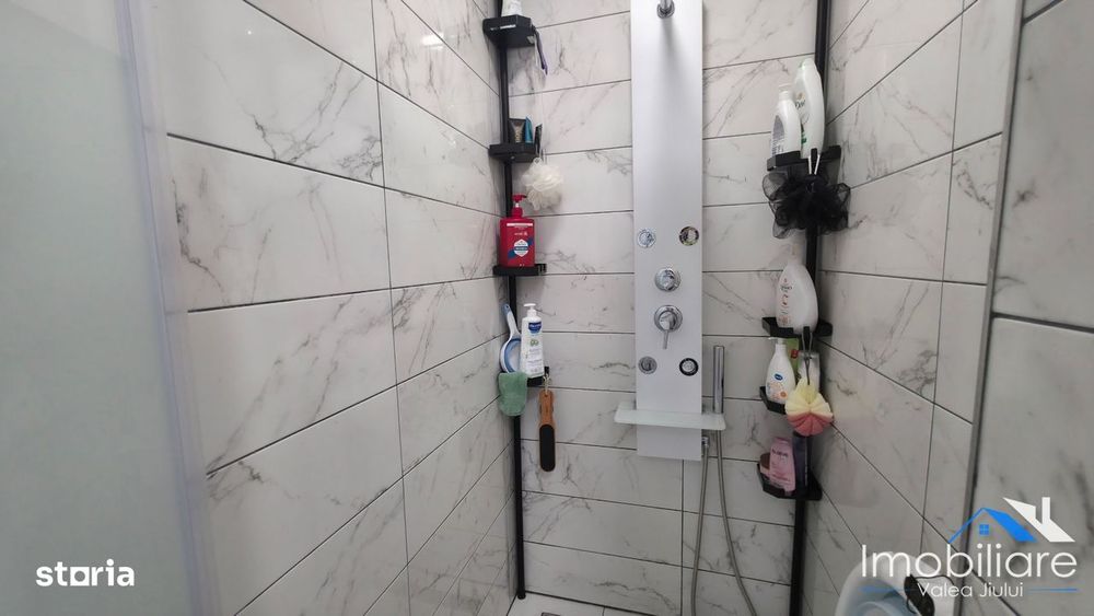 Apartament 2 camere - Lupeni, Str. Parangului, 55 mp, Renovat in 2025