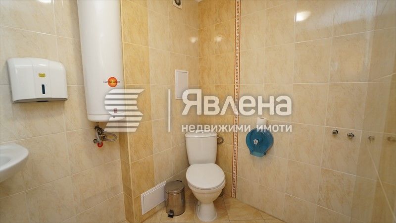 Дава се под наем Офис в София, Малинова долина - 134 кв.м за 799 € - Снимка #2
