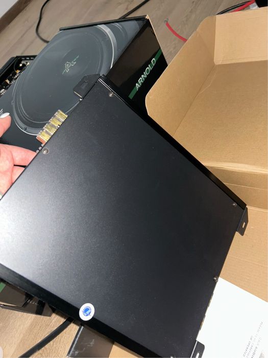 Amplificator 2 x 1200 w rms