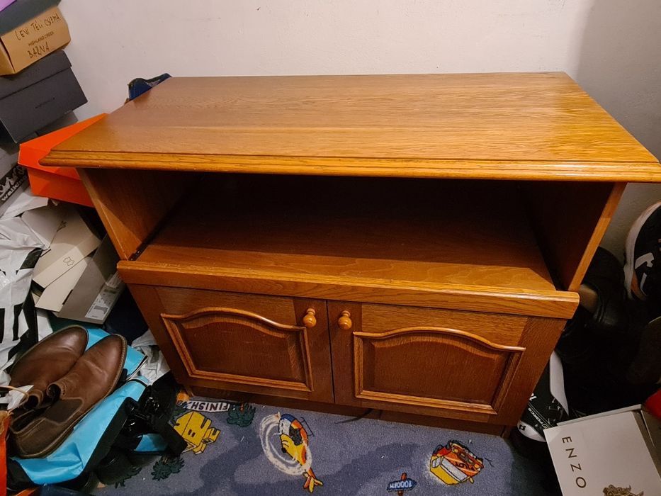 Mobilier tineret cu pat extensibil, comoda si birou