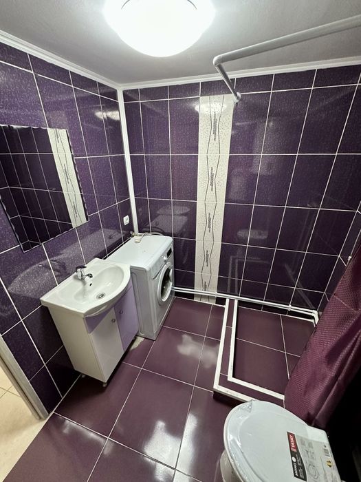 Vând casa utilata si mobilată!