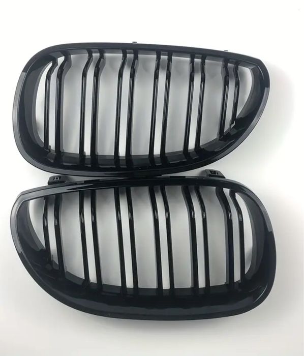 Черни бъбреци за BMW E60/E61 – Double Slat M Style