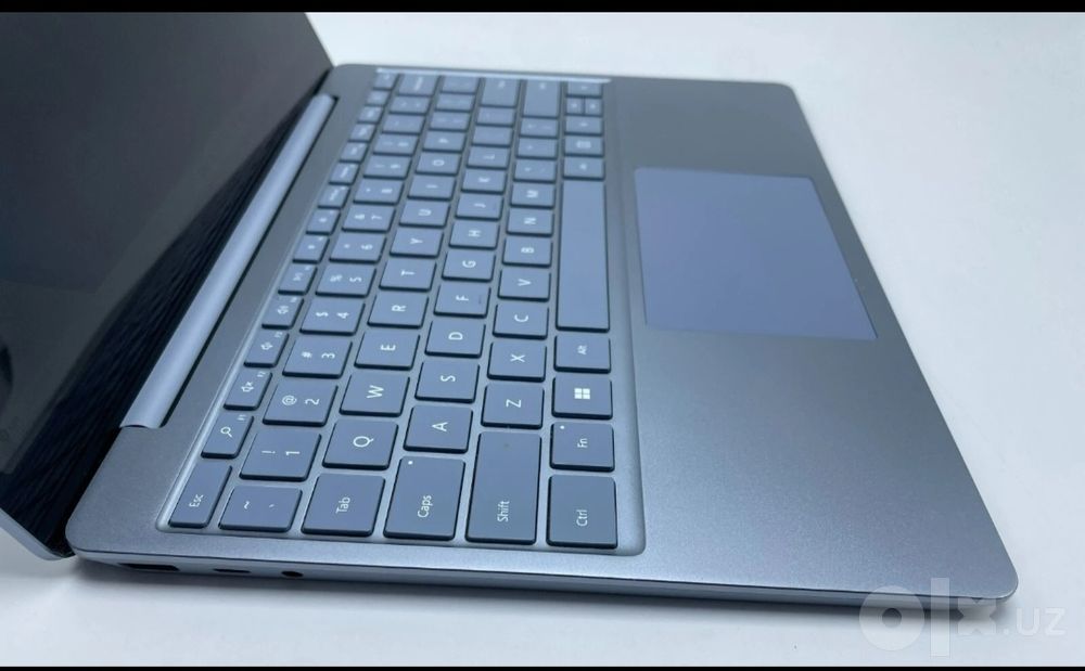 Microsoft Surface Laptop Go 2 8/128GB
