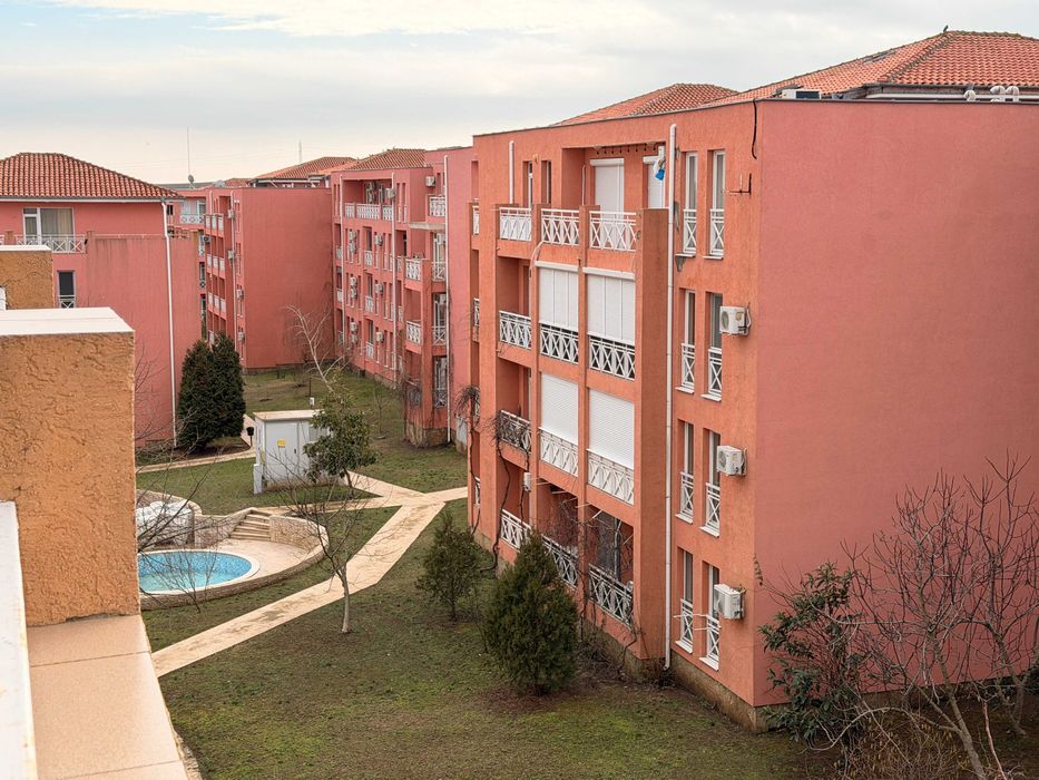 41000 Евро, обзаведен апартамент в Съни Дей 6, 3 км от Сл. Бряг