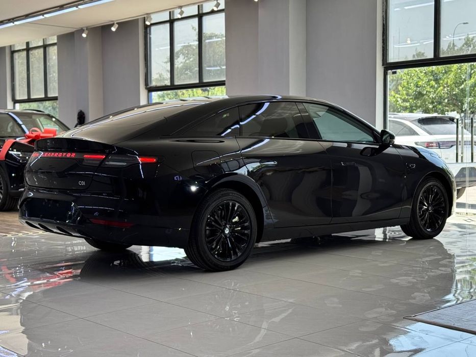 Electro car leapmotor C01 625 KM