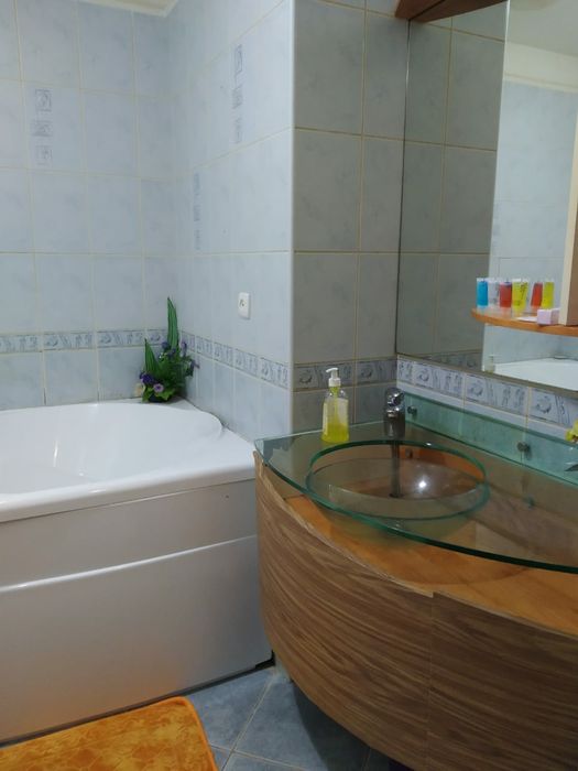 Почасово хорошая, уютная квартира в городе