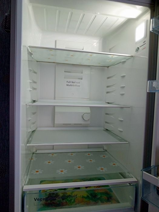 Продам холодильник Bosch (No frost)