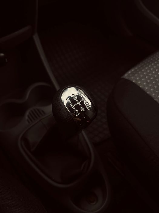 Toyota Aygo 1.0 – Îmbunătățiri + Cameră Marșarier