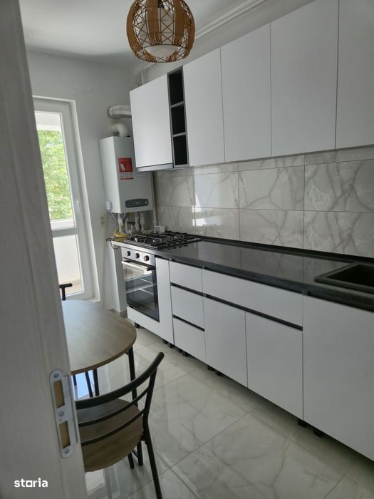Garsoniera Lux - centrala proprie si loc de parcare Militari Residence