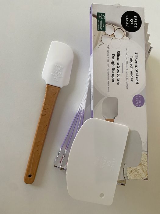 Готварска шпатула / бъркалка и кътер / шпакла за тесто