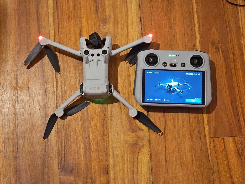 Дрон DJI Mini 3 pro с дистанционно с екран