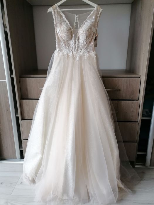 Vând rochie de mireasa