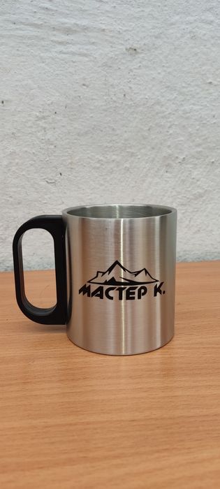 Термос с 3 кружками