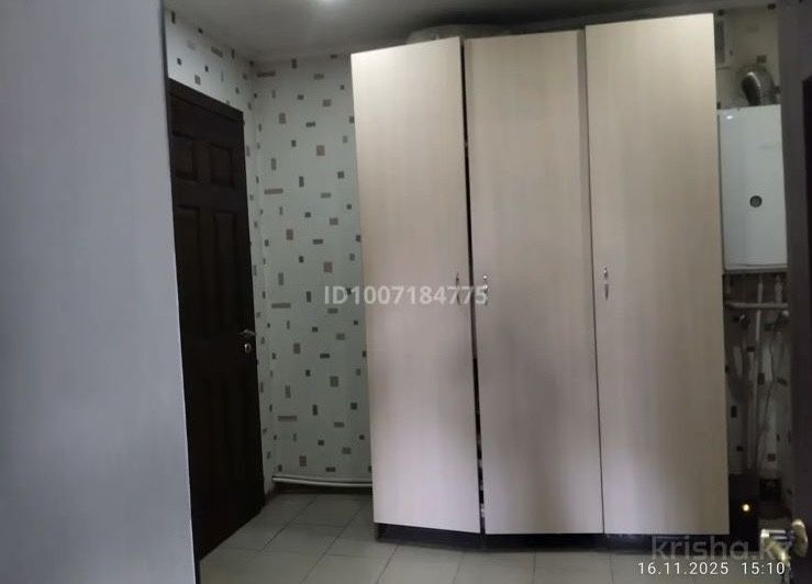 Продаётся просторный шестикомнатный дом.
