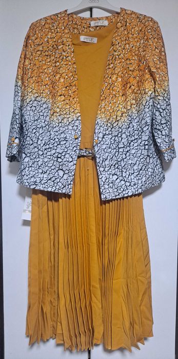 Costum Turcia 2 piese rochie si sacou mas disponibile 46,48,50 noi