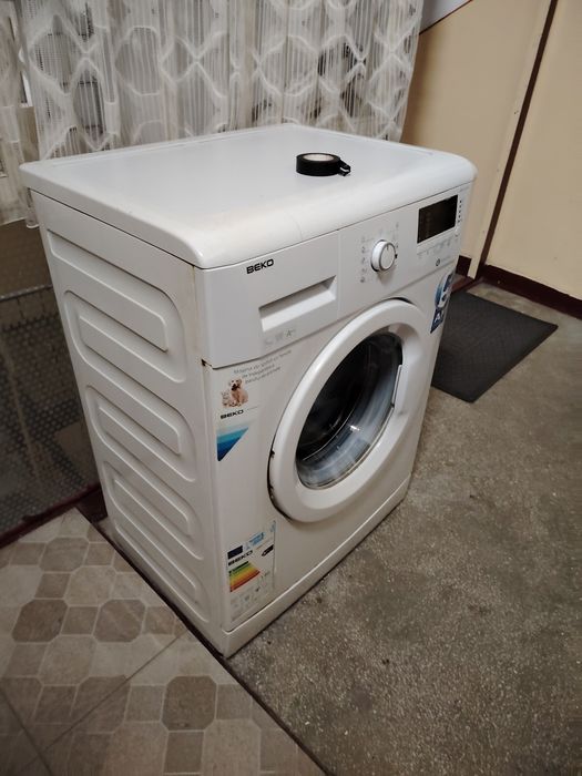 Vând mașină de spalat "BEKO"