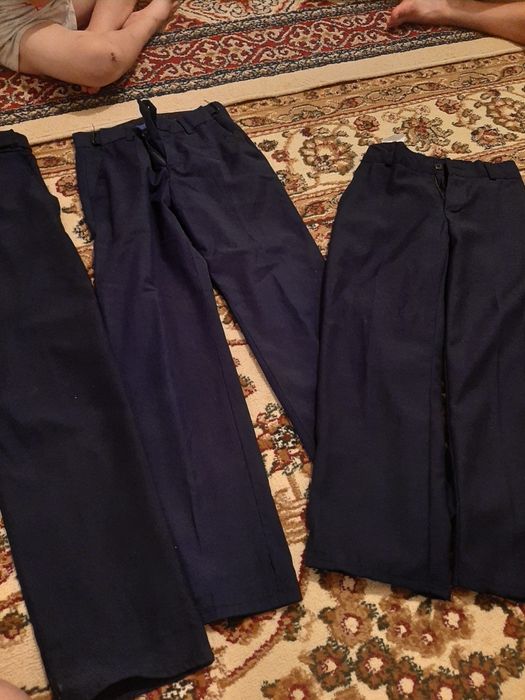 Продам школьные вещи