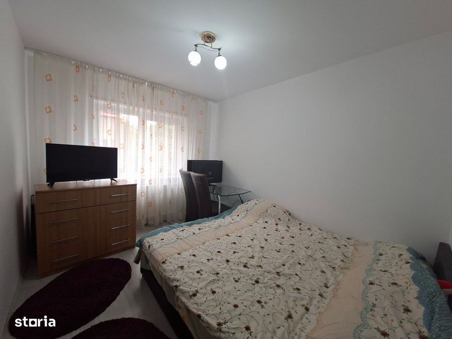 Apartament 3 camere, renovat | 2 băi | Zona - Spitalul Județean