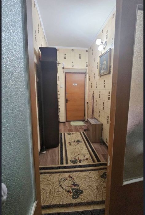 Срочно Продаётся 1в2 комнатная квартира Авиасозлар-2 Мадина ресторан