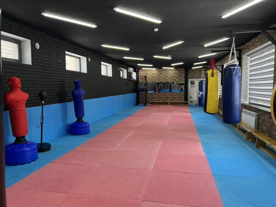 Тренировке в тренажерном зале Underground