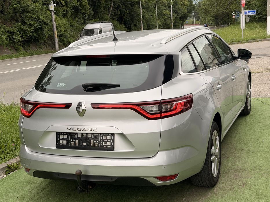 Renault Megane 4 din 2017 si in Rate