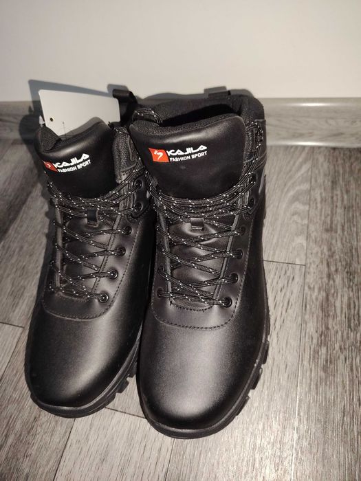 Сапоги зимние 44 размера 29см30см стелька,27см нога должна быть Неузки