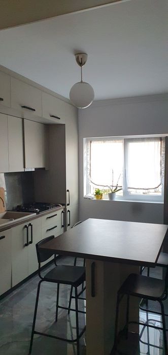 Vând duplex în Covaci