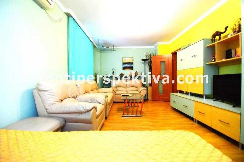 Продава се Тристаен апартамент в Пазарджик, Младост - 90 кв.м за 692 €/кв.м - Снимка #3