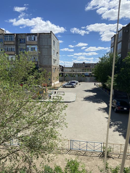 Продам 3х комнатную квартиру .