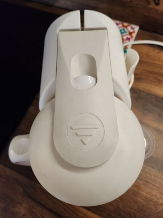 Уред Beaba Babycook за готвене на пара и бебешки пюрета