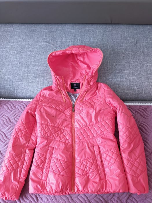 Куртки весение         .