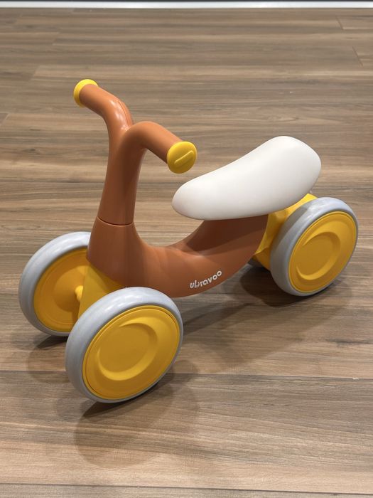 Бебешко колело с четири гуми