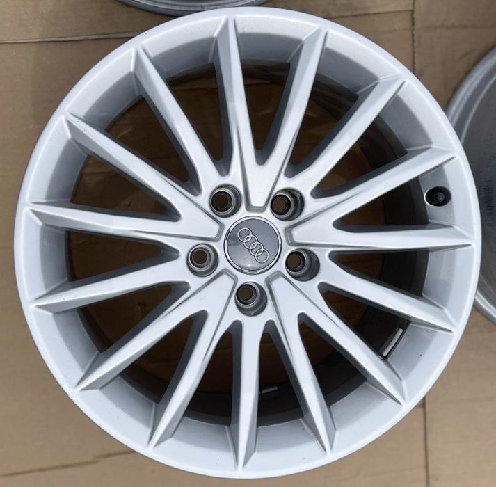 Jante Audi 17 A5 A4 B9 Allroad B8 ET29