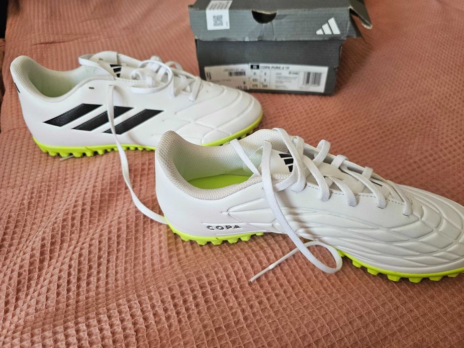 Футболни обувки Аdidas Copa4. Размер 43.3. Чисто  нови. 35 евро.